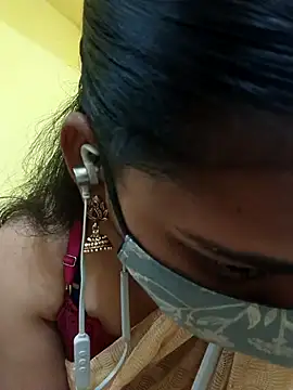 Tamil Shalini Lustyy online show from January 16, 2025, 8:00 am