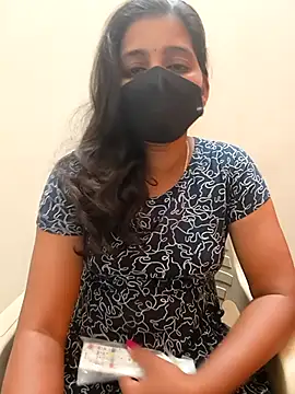 Tamil Shalini Lustyy online show from December 21, 2025, 4:03 pm