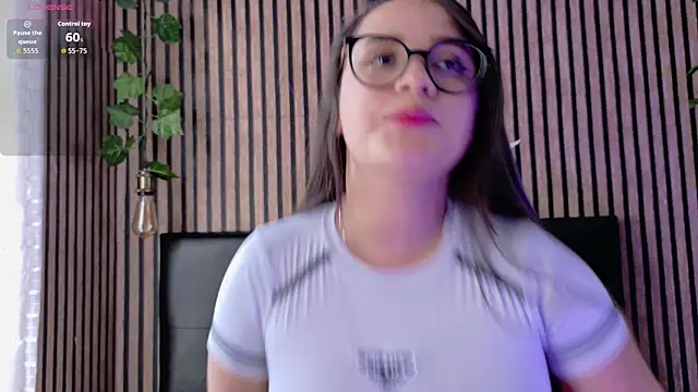 Victoria Ponce1 online show from November 7, 2025, 7:36 pm