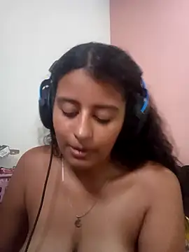 Babydol18  online show from January 28, 2025, 1:05 pm