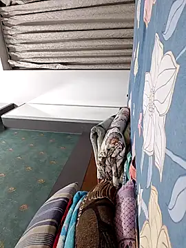 samee00721 online show from January 14, 2025, 2:22 pm