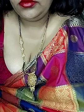 Snapshot of Mayuri77 chatting on January 29, 2025, 5:40 am Mayuri77 online show from January 29, 2025, 5:40 am