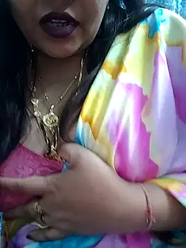 Snapshot of Mayuri77 chatting on February 21, 2025, 1:22 pm Mayuri77 online show from February 21, 2025, 1:22 pm