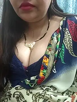 Snapshot of Mayuri77 chatting on March 13, 2025, 3:11 am Mayuri77 online show from March 13, 2025, 3:11 am