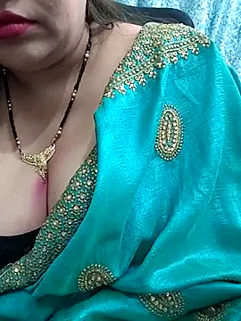 Snapshot of Mayuri77 chatting on March 14, 2025, 9:43 pm Mayuri77 online show from March 14, 2025, 9:43 pm