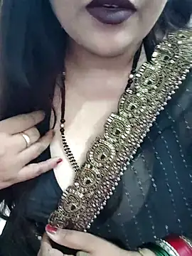 Snapshot of Mayuri77 chatting on September 9, 2025, 6:24 am Mayuri77 online show from September 9, 2025, 6:24 am