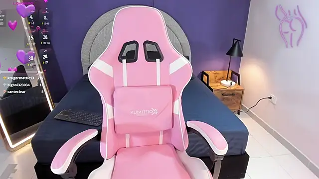 Mady collins  online show from January 31, 2025, 2:17 pm