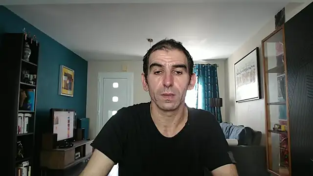 Snapshot of Samir_44200 chatting on April 8, 2026, 2:17 pm Samir 44200 online show from April 8, 2026, 2:17 pm