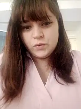 Eva Florence online show from December 13, 2024, 2:16 pm