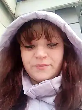 Eva Florence online show from December 19, 2024, 11:29 am