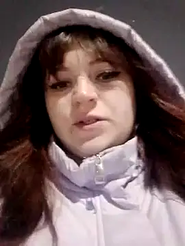 Eva Florence online show from December 23, 2024, 3:01 pm