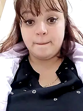 Eva Florence online show from December 25, 2024, 2:45 pm