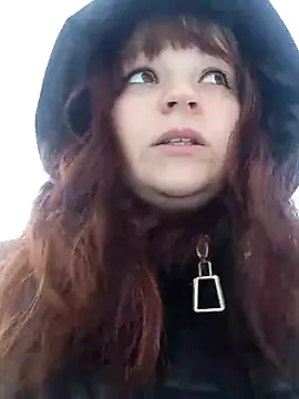 Eva Florence online show from January 6, 2025, 11:07 am