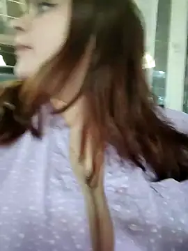 Eva Florence online show from January 29, 2025, 2:21 pm