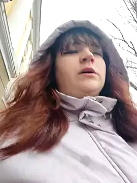 Eva Florence online show from January 30, 2025, 11:11 am