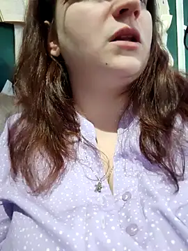 Eva Florence online show from February 2, 2025, 2:02 pm