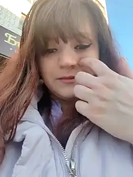 Eva Florence online show from February 5, 2025, 10:51 am