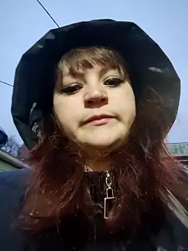 Eva Florence online show from February 13, 2025, 4:43 am