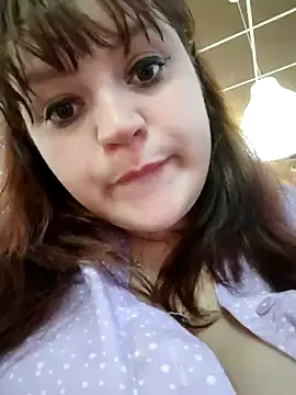 Eva Florence online show from February 13, 2025, 2:20 pm