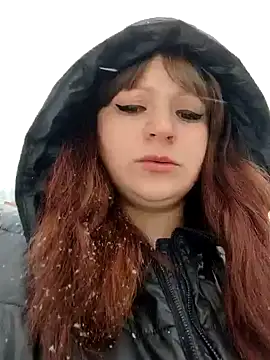 Eva Florence online show from February 15, 2025, 9:05 am