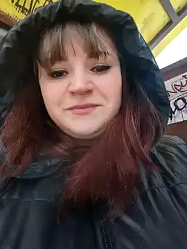 Eva Florence online show from February 17, 2025, 10:07 am