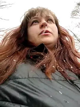 Eva Florence online show from March 5, 2025, 12:00 pm