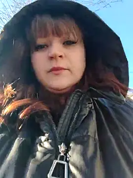 Eva Florence online show from March 10, 2025, 6:27 am