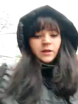 Eva Florence online show from March 12, 2025, 12:04 pm