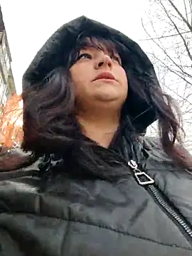 Eva Florence online show from March 16, 2025, 10:33 am