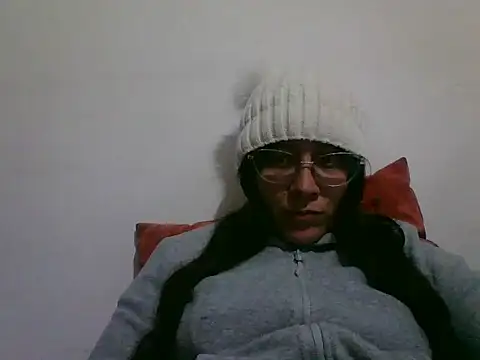 Snapshot of Darkness_jones_ chatting on February 6, 2026, 7:50 pm Darkness jones online show from February 6, 2026, 7:50 pm