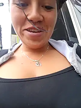 LIZ-06  online show from February 6, 2025, 4:14 pm