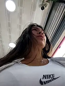 LIZ-06  online show from February 7, 2025, 1:43 pm