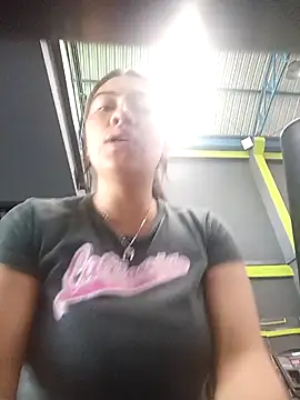 LIZ-06  online show from February 10, 2025, 1:11 pm