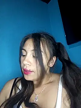 LIZ-06  online show from February 11, 2025, 11:33 pm