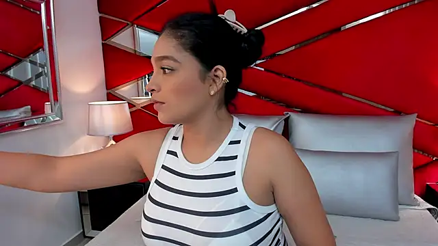 AdeleGray online show from March 12, 2025, 11:53 am