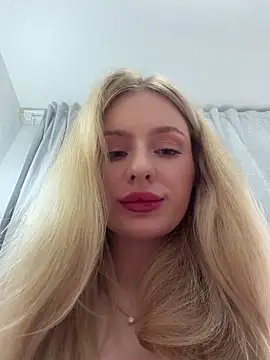 Snapshot of CaseyCumFace chatting on June 26, 2026, 8:35 pm CaseyCumFace online show from June 26, 2026, 8:35 pm