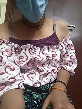 BabySlimmy10 online show from December 19, 2024, 7:18 pm