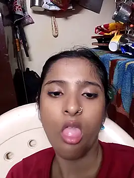 BabySlimmy10 online show from September 21, 2025, 8:10 pm