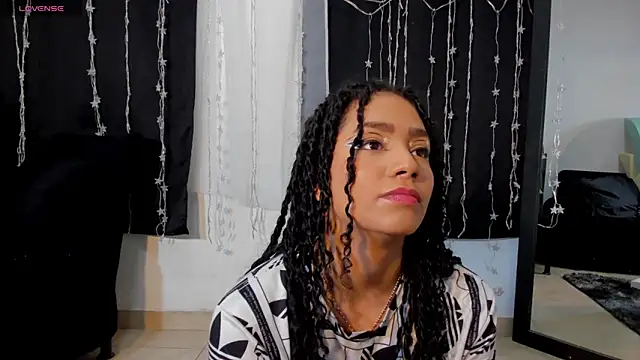 Snapshot of Dakota_M1 chatting on February 27, 2025, 2:32 am Dakota M1 online show from February 27, 2025, 2:32 am