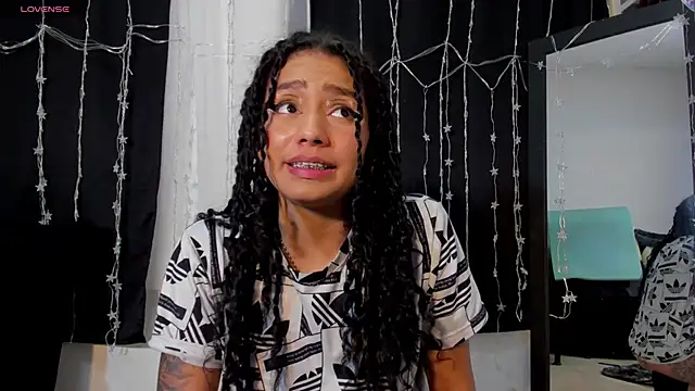 Snapshot of Dakota_M1 chatting on February 27, 2025, 8:39 am Dakota M1 online show from February 27, 2025, 8:39 am