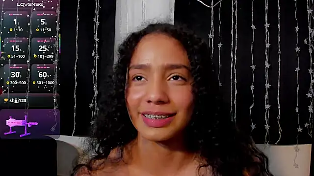 Snapshot of Dakota_M1 chatting on March 9, 2025, 9:24 am Dakota M1 online show from March 9, 2025, 9:24 am