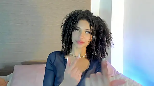 naomidawsonn online show from September 12, 2025, 12:22 am