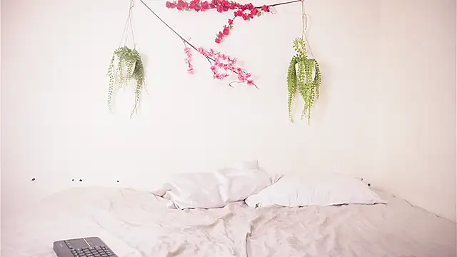 Doll4you  online show from November 27, 2025, 7:49 pm