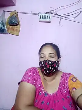 Hotty-rumi online show from February 17, 2025, 4:04 pm