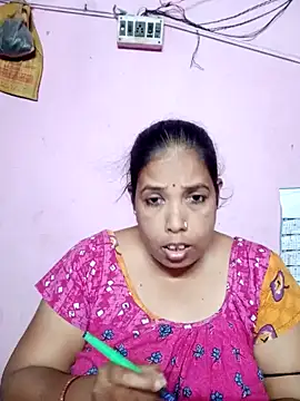 Hotty-rumi online show from February 19, 2025, 4:22 pm