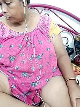 Hotty-rumi online show from November 7, 2025, 4:40 pm