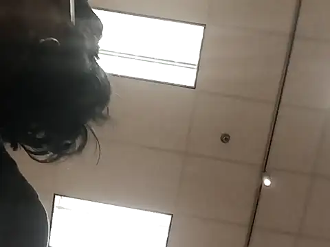 kobrashekyng online show from October 3, 2025, 4:48 pm