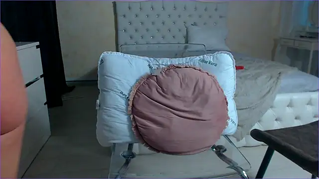 VelvetMarsha online show from January 31, 2025, 10:42 am