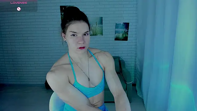 Lisa Ray online show from March 12, 2026, 4:29 am