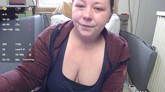 Snapshot of KasiaPrivat chatting on January 11, 2025, 11:34 am KasiaPrivat online show from January 11, 2025, 11:34 am